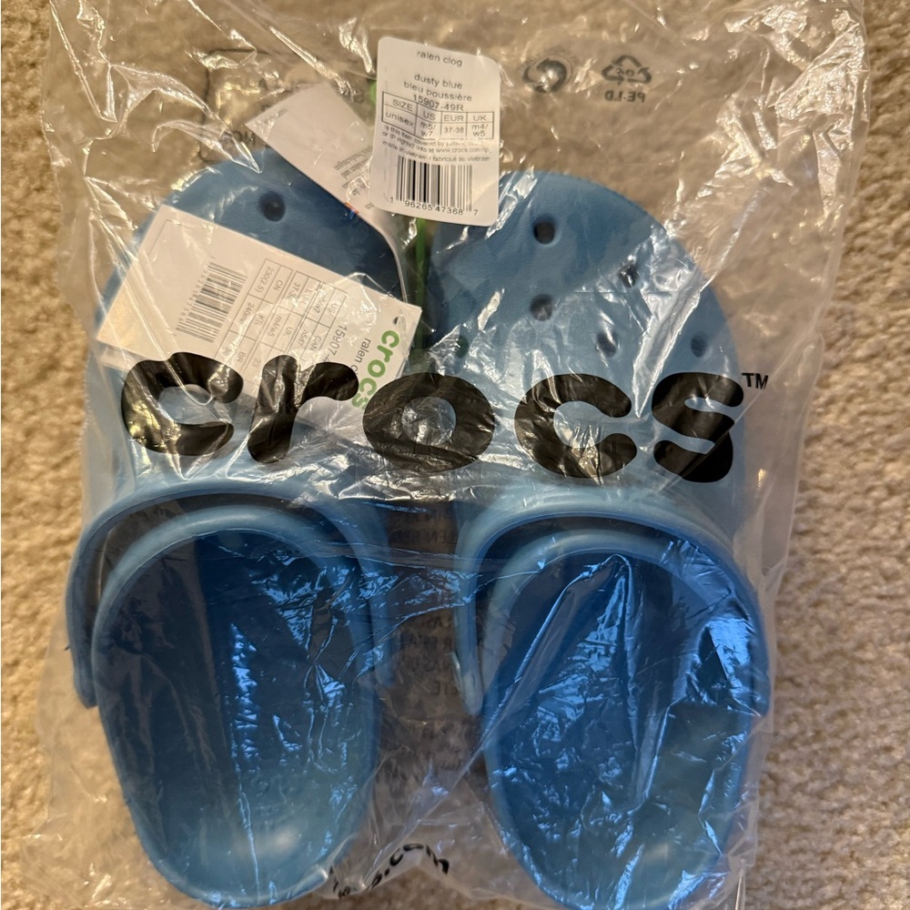 Crocs Clog in Dusty Blue Size W7